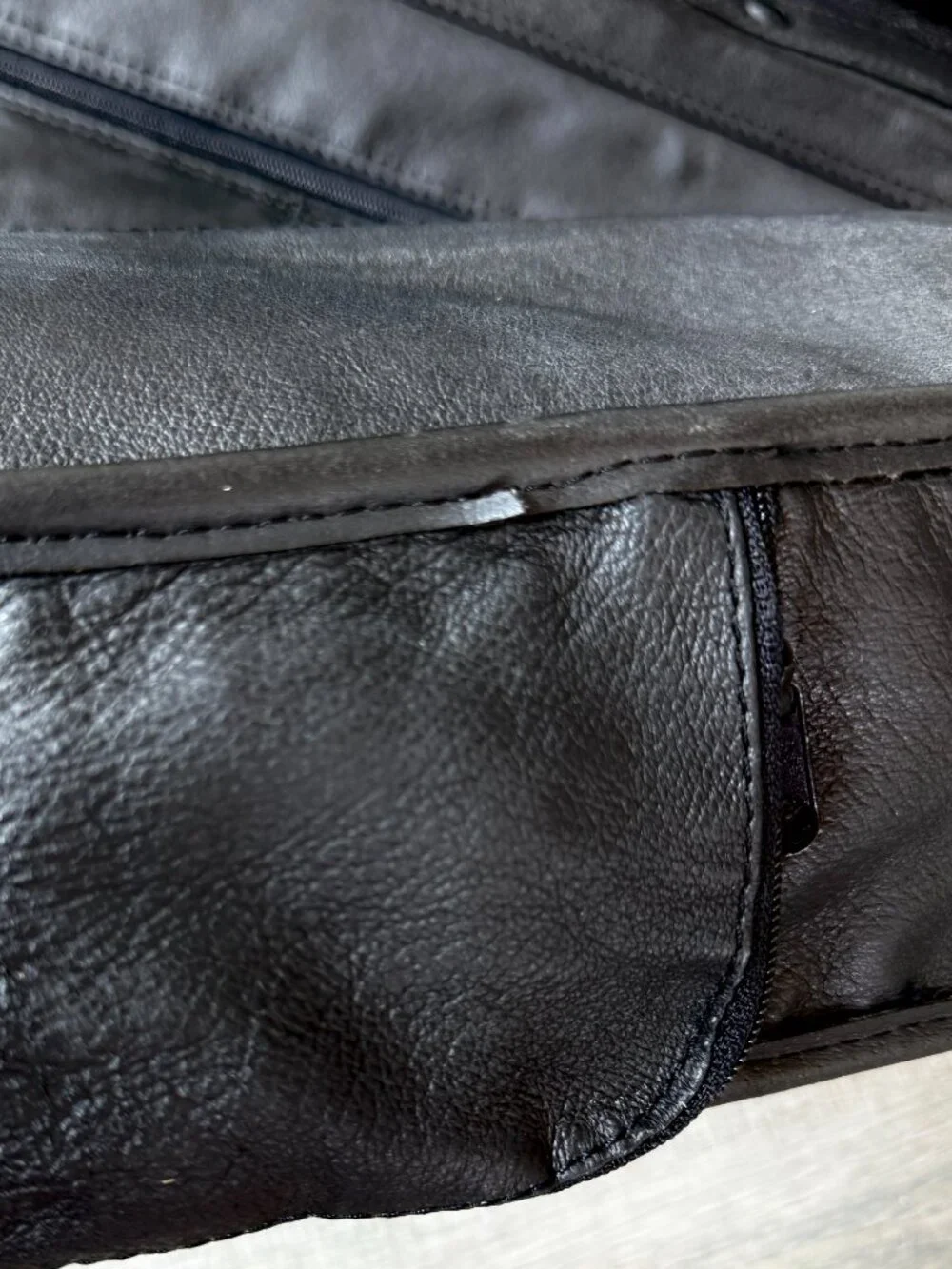 Genuine Leather Top Grain Leather Suit Carrier